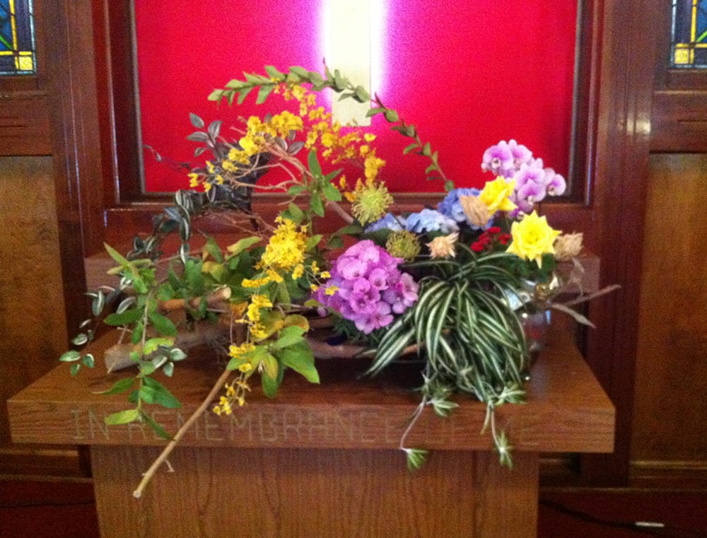 In May 2013, church flower Arrangement